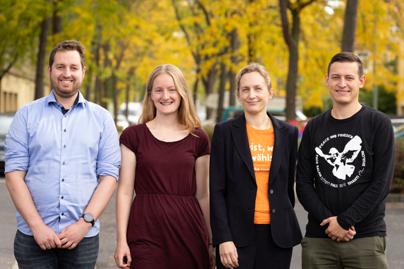 Gruppenbild von Tim-Oliver Kray (JÖ-Bundesvorsitzender), Kara Tober (JÖ-Beisitzerin), Charlotte Schmid (ÖDP-Bundesvorsitzende), Tobias Raffelt (2. stellv. Bundesvorsitzender der JÖ)